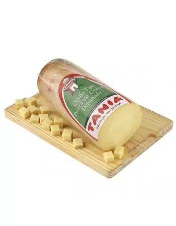 Queijo Provolone Tania Peça 2,5kg